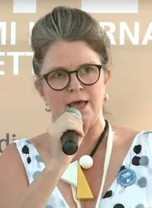 Humor and Feminism in British Comics